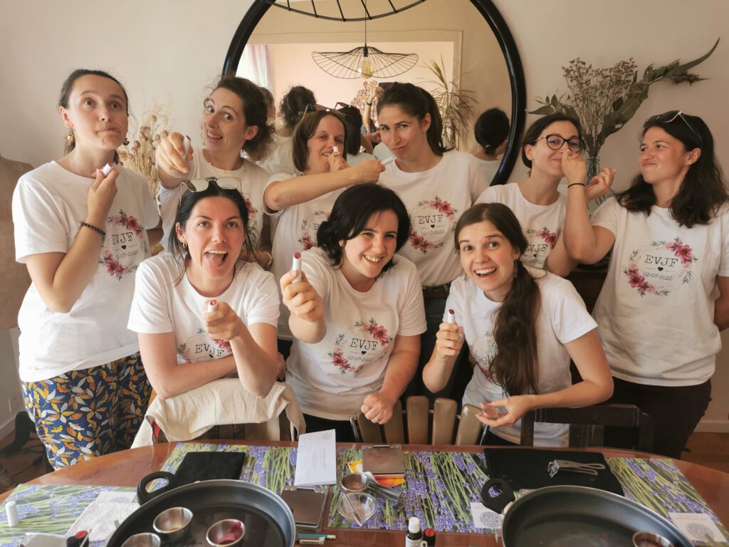 Ateliers rouges à lèvres, cosmétiques et parfums avec Sandrine à Nantes