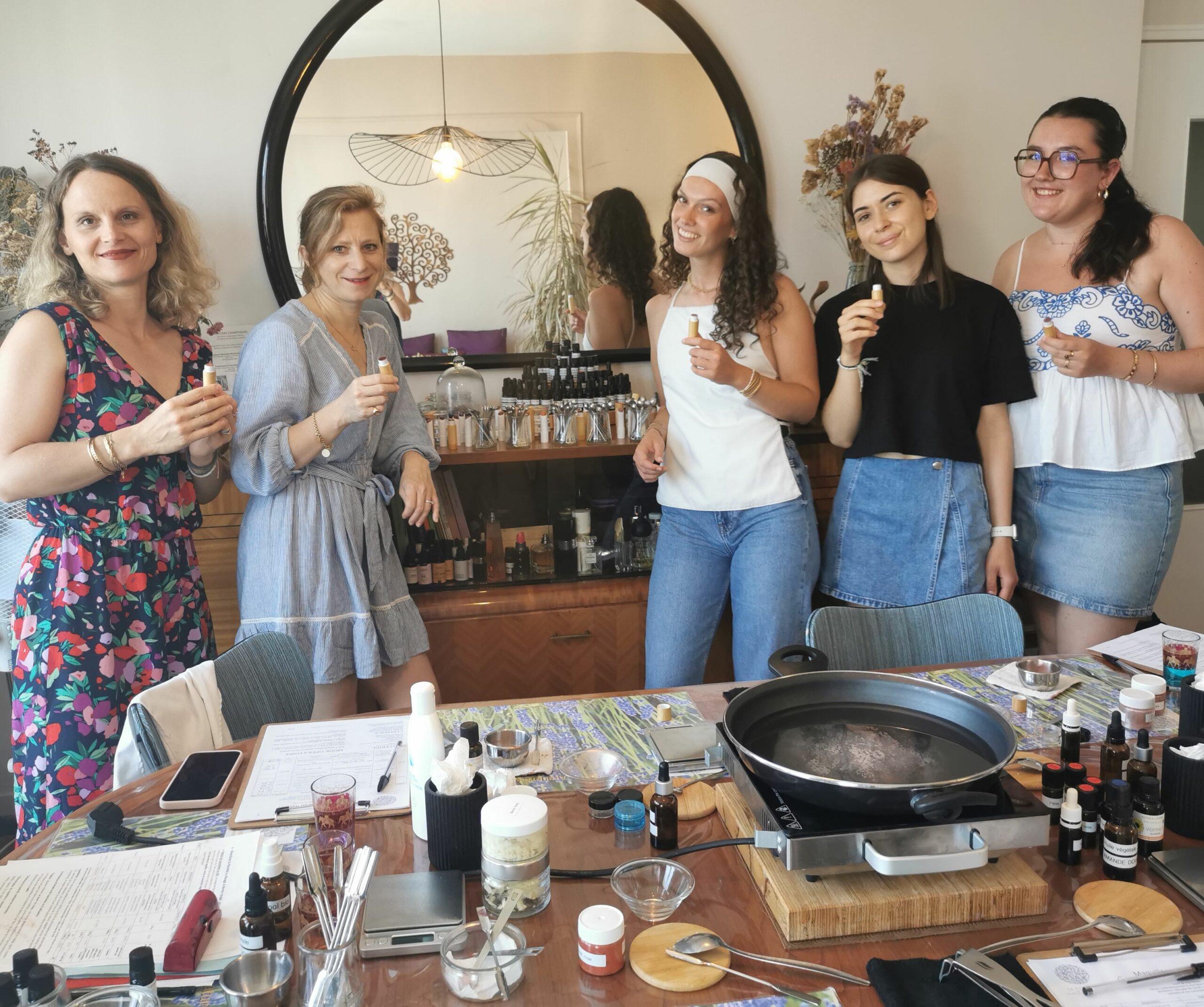 Ateliers rouges à lèvres, cosmétiques et parfums avec Sandrine à Nantes