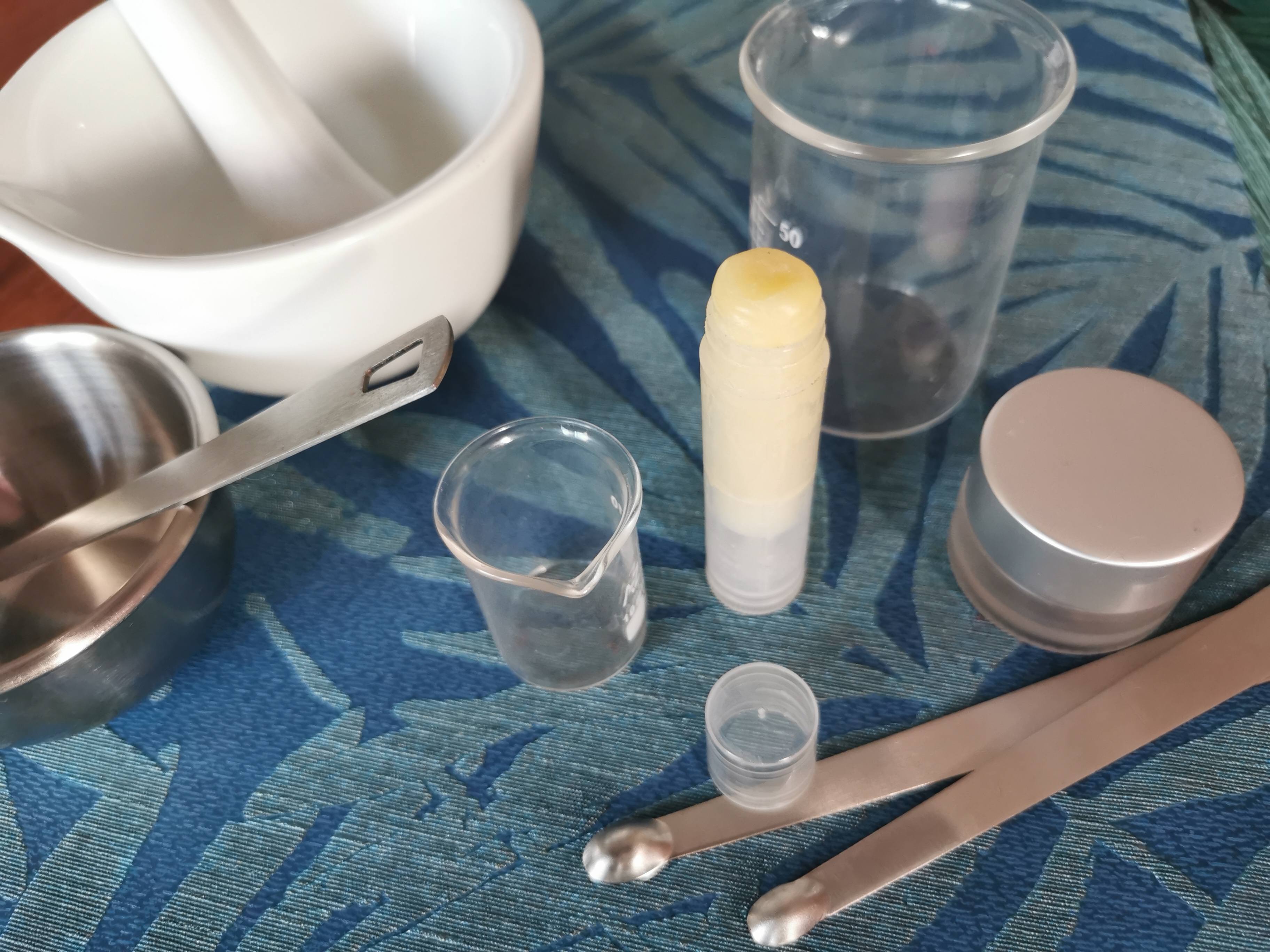 Ateliers cosmétiques, rouges à lèvres et parfums avec Sandrine